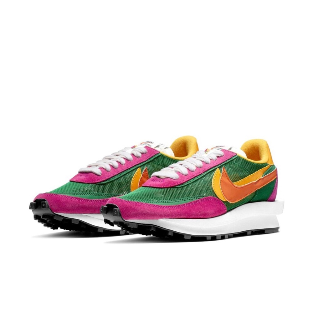 Nike Sacai waffle pine green